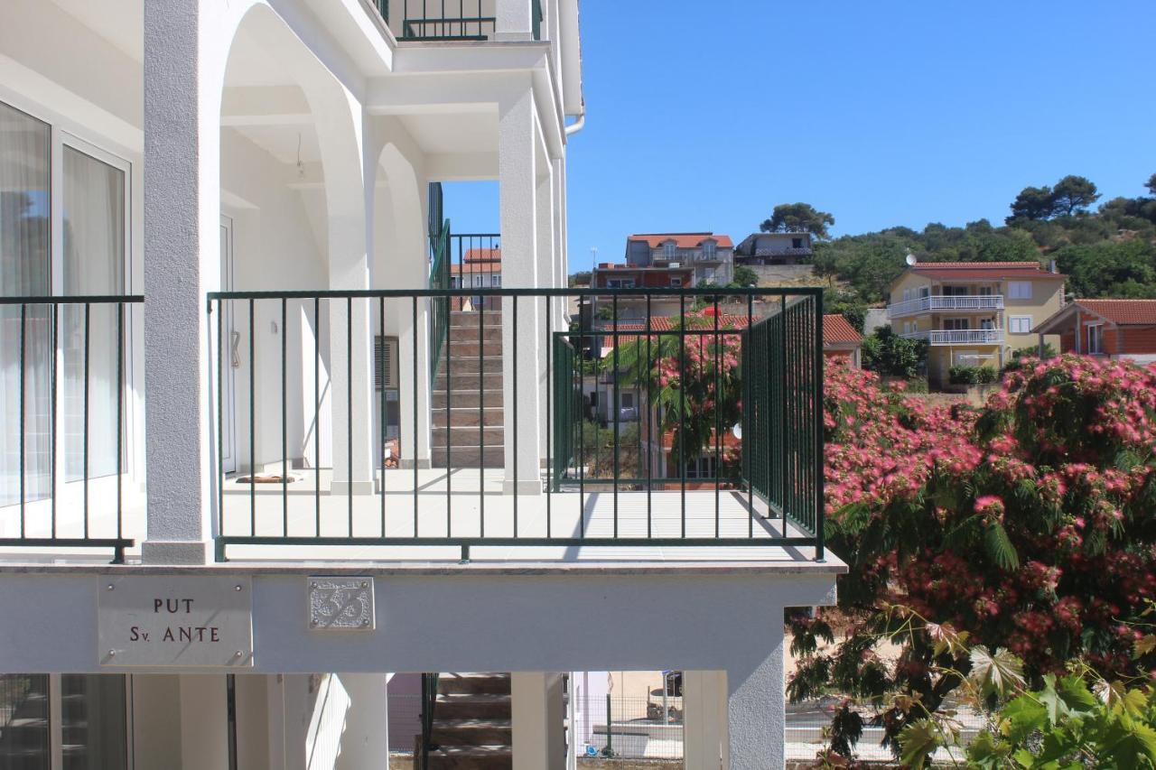 Apartment Udovicic Trogir Exterior photo