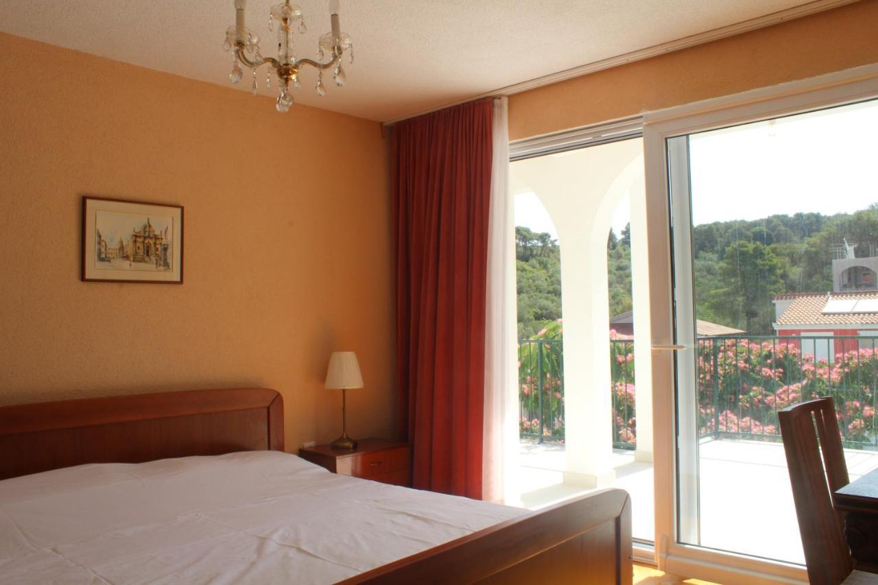 Apartment Udovicic Trogir Exterior photo